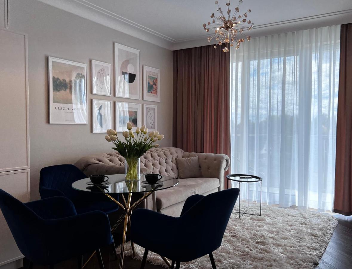 Appartement Nr 12 Europa22 Exclusive Z Garazem Podziemnym à Tomaszów Mazowiecki Extérieur photo