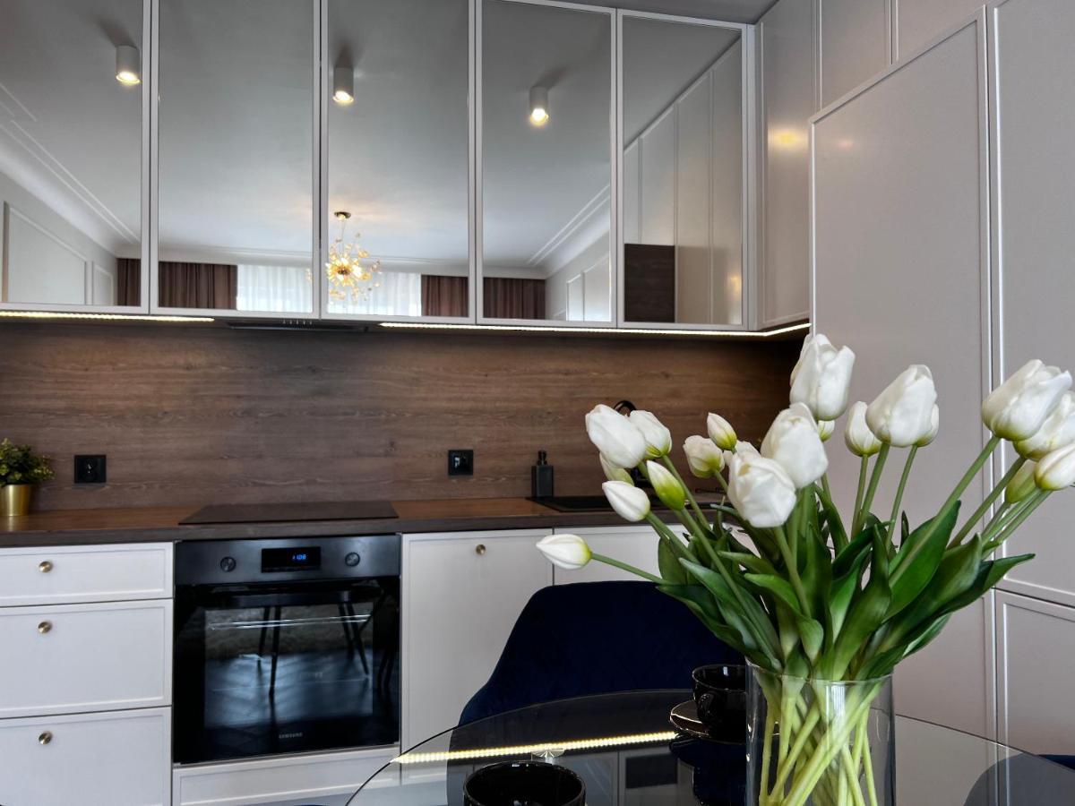 Appartement Nr 12 Europa22 Exclusive Z Garazem Podziemnym à Tomaszów Mazowiecki Extérieur photo
